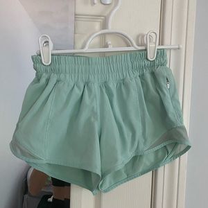 Lululemon Hottie Hot Low-Rise 2.5 in Short